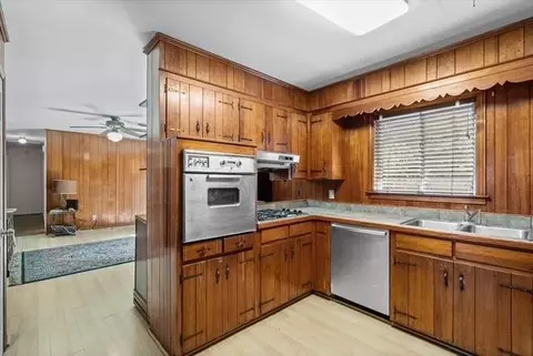 Kitchen - 269 Hillcrest Dr, Mobile, AL 36609 photo 1 of 2