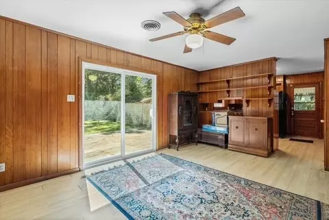 Living - 269 Hillcrest Dr, Mobile, AL 36609 photo 3 of 5