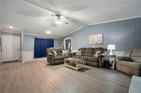 Living - 5263 Quimby Dr, Mobile, AL 36619 photo 2 of 2