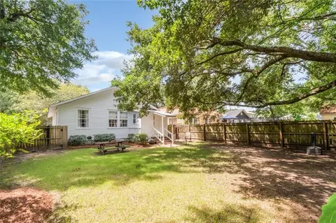 Exterior - 259 Crenshaw St, Mobile, AL 36606 photo 13 of 15
