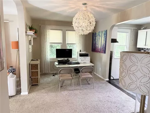 Dining - 1820 Riverside Dr, Mobile, AL 36605 photo 1 of 1