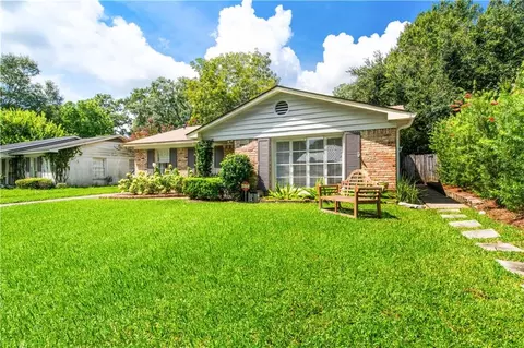 Exterior - 205 Wacker Ln S, Mobile, AL 36608 photo 3 of 9