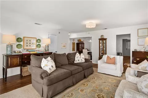 Living - 205 Wacker Ln S, Mobile, AL 36608 photo 2 of 2