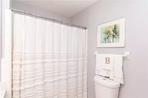 Bath - 3520 Springwood Dr E, Mobile, AL 36608 photo 4 of 5