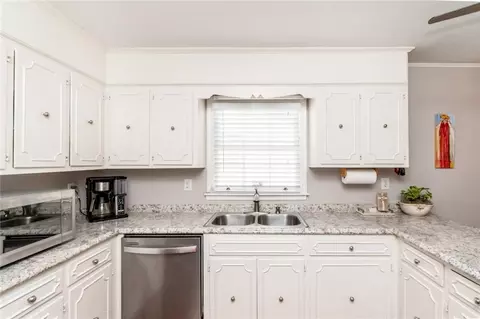 Kitchen - 3520 Springwood Dr E, Mobile, AL 36608 photo 2 of 6