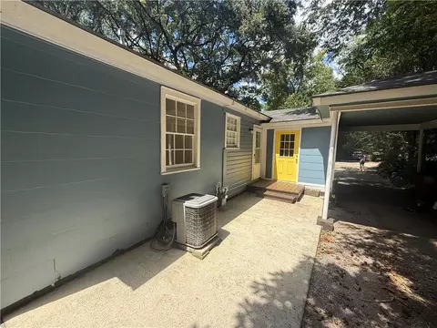 Exterior - 5105 Norton Ln, Mobile, AL 36608 photo 5 of 8