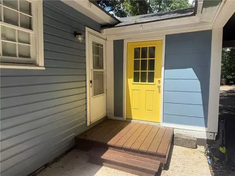 Exterior - 5105 Norton Ln, Mobile, AL 36608 photo 3 of 8