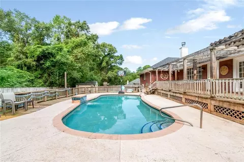 Exterior - 10793 Rigby Dr, Mobile, AL 36695 photo 4 of 10