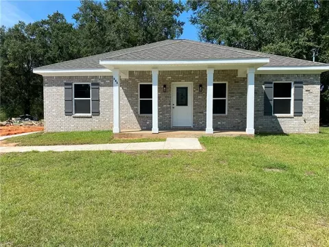 265 Creola Axis Loop Rd S, Creola, AL 36525