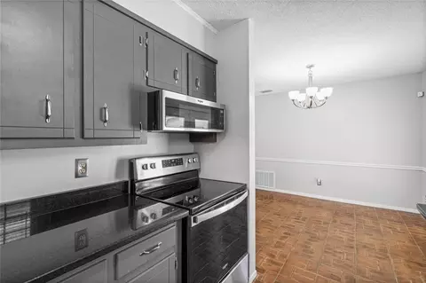 Kitchen - 1081 Valley View Ct, Mobile, AL 36695 photo 3 of 3
