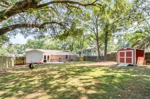 Exterior - 288 Mayflower St, Mobile, AL 36609 photo 10 of 13