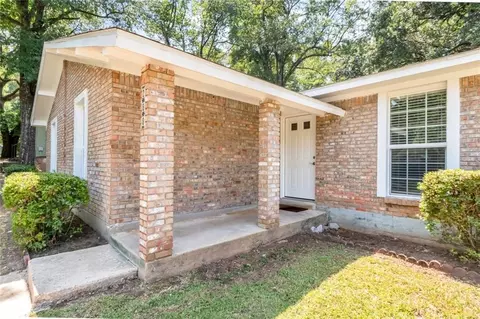 Exterior - 288 Mayflower St, Mobile, AL 36609 photo 5 of 13