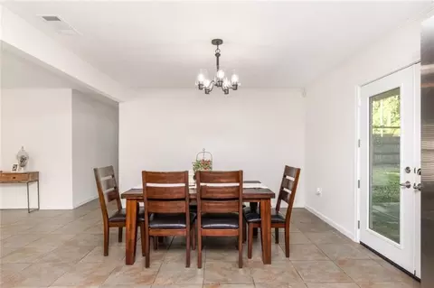 Dining - 288 Mayflower St, Mobile, AL 36609 photo 3 of 3