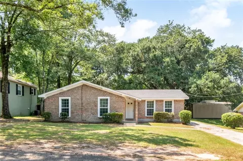 Exterior - 288 Mayflower St, Mobile, AL 36609 photo 4 of 13