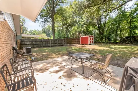 Exterior - 288 Mayflower St, Mobile, AL 36609 photo 8 of 13