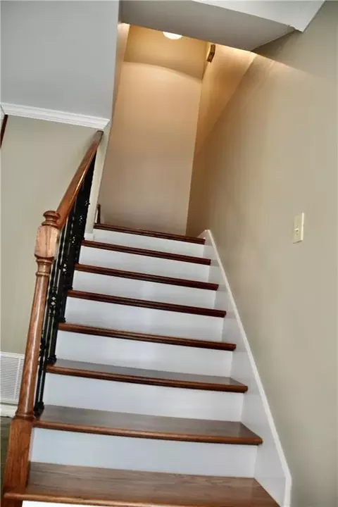 Entry Way - 6421 Cedar Bend Ct #A, Mobile, AL 36608 photo 1 of 2