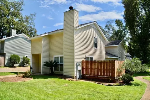 Exterior - 6421 Cedar Bend Ct #A, Mobile, AL 36608 photo 7 of 10