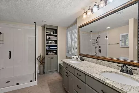 Bath - 100 Tower Dr #101, Daphne, AL 36526 photo 1 of 3