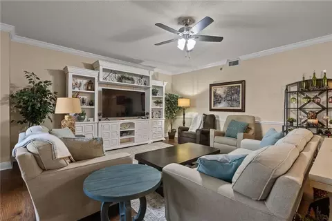 Living - 100 Tower Dr #101, Daphne, AL 36526 photo 3 of 7