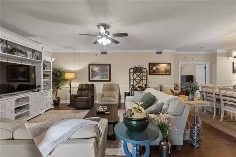 Living - 100 Tower Dr #101, Daphne, AL 36526 photo 4 of 7