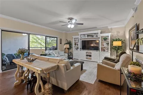 Living - 100 Tower Dr #101, Daphne, AL 36526 photo 2 of 7