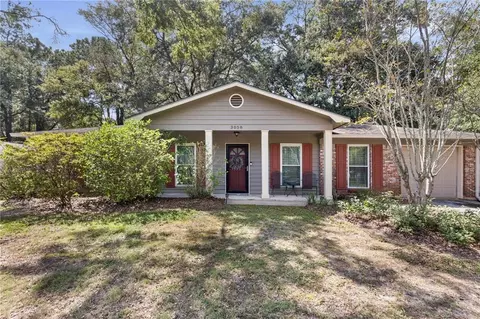 3058 Longleaf Dr, Mobile, AL 36693