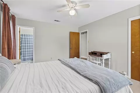 Bedroom - 3058 Longleaf Dr, Mobile, AL 36693 photo 3 of 4