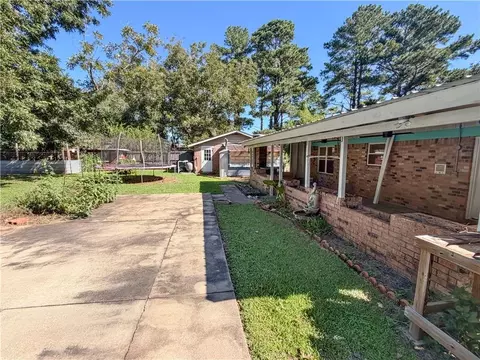 Exterior - 24975 County Road 54 E, Daphne, AL 36526 photo 7 of 15