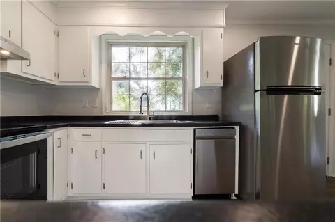 Kitchen - 1014 Smith Ave, Mobile, AL 36605 photo 1 of 1