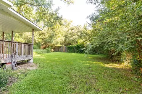 Exterior - 1014 Smith Ave, Mobile, AL 36605 photo 4 of 7