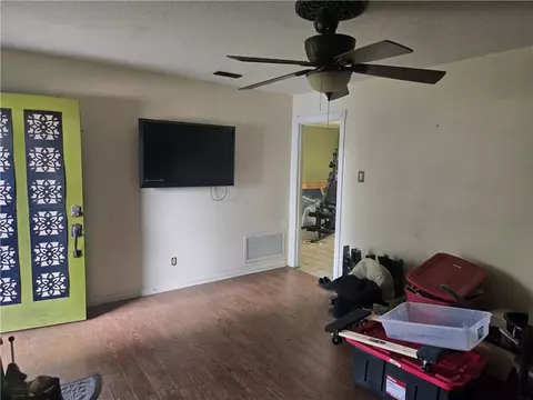 1713 Phillips Ln, Mobile, AL 36618 photo 3