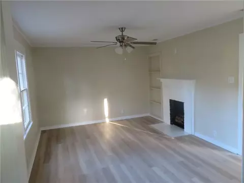 Living - 2305 Emogene St, Mobile, AL 36606 photo 1 of 3