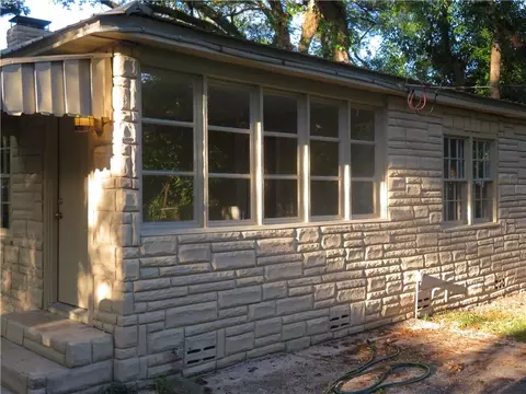 Exterior - 2305 Emogene St, Mobile, AL 36606 photo 3 of 5