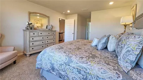 Bedroom - 10326 Lowell St E, Mobile, AL 36695 photo 3 of 8