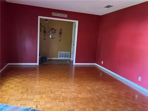 Living - 720 Brannon Rd W, Mobile, AL 36693 photo 1 of 3