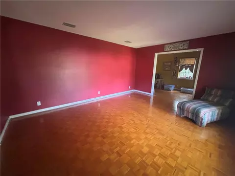 Living - 720 Brannon Rd W, Mobile, AL 36693 photo 2 of 3
