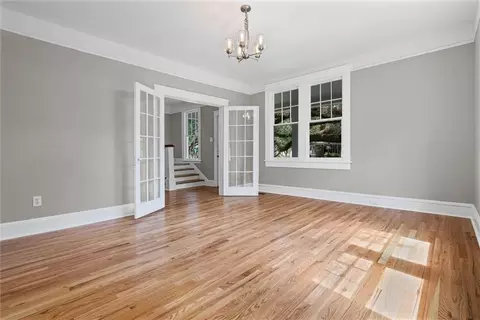 Living - 114 Macy Pl, Mobile, AL 36604 photo 2 of 7