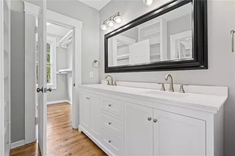 Bath - 114 Macy Pl, Mobile, AL 36604 photo 1 of 4