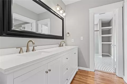 Bath - 114 Macy Pl, Mobile, AL 36604 photo 2 of 4