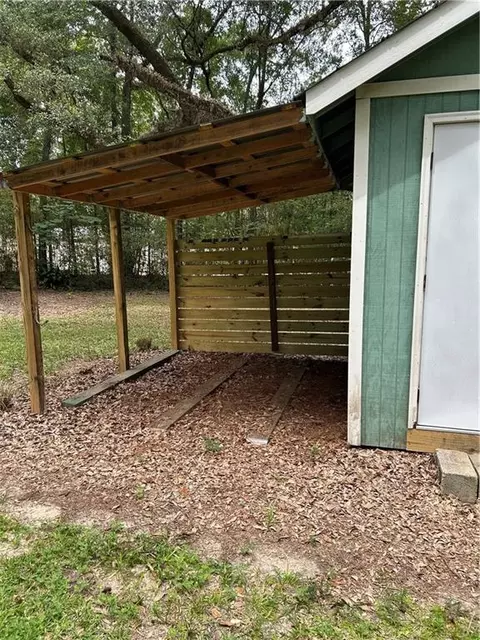 Exterior - 3858 Hillcrest Ln, Mobile, AL 36693 photo 16 of 18