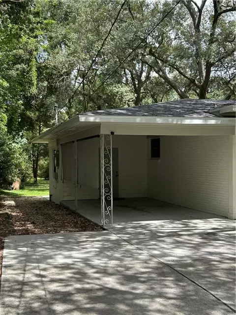 Exterior - 3858 Hillcrest Ln, Mobile, AL 36693 photo 11 of 18