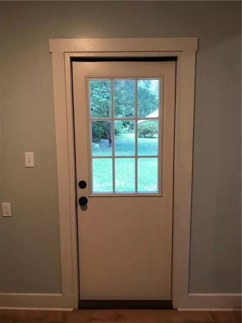 Entry Way - 3858 Hillcrest Ln, Mobile, AL 36693 photo 1 of 1