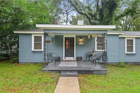 Exterior - 359 Pineview Ln W, Mobile, AL 36608 photo 2 of 7