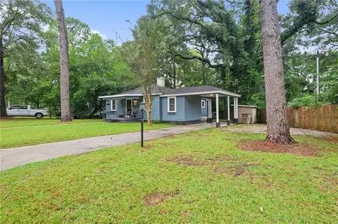 Exterior - 359 Pineview Ln W, Mobile, AL 36608 photo 3 of 7