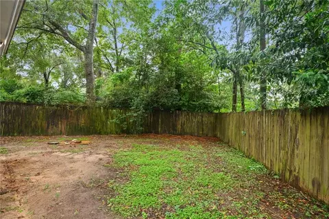 Exterior - 359 Pineview Ln W, Mobile, AL 36608 photo 6 of 7