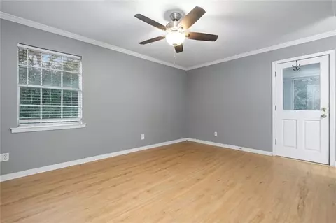 Living - 7400 A Griffice Rd, Mobile, AL 36618 photo 3 of 3