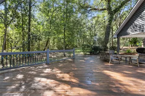 Exterior - 8441 Junior Rd, Mobile, AL 36695 photo 5 of 7