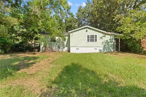 Exterior - 705 Stanton Rd, Mobile, AL 36617 photo 3 of 8