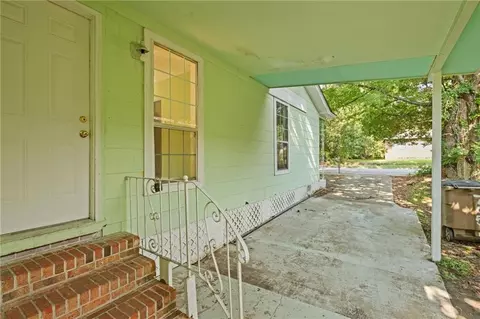Exterior - 705 Stanton Rd, Mobile, AL 36617 photo 8 of 8