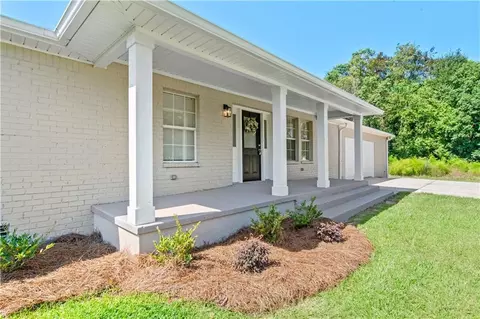 Exterior - 9451 Three Notch Rd, Theodore, AL 36582 photo 4 of 8
